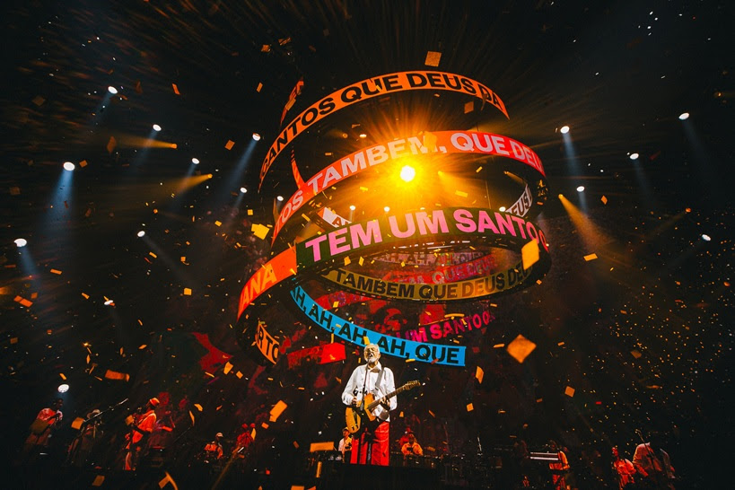 Gilberto Gil encerra TEMPO REI após receber mais de 1 milhão de fãs em 30 apresentações